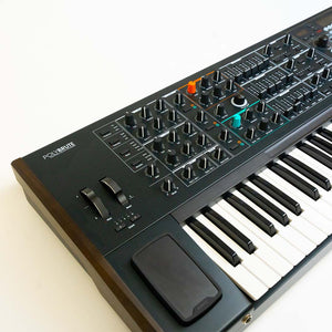 Arturia Polybrute Noir Limited Edition 6-voice 61-note analog synthesizer - DISPLAY STOCK